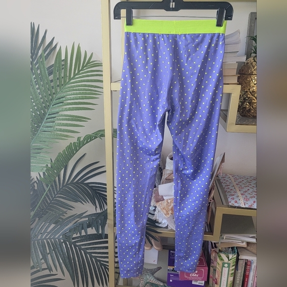 Niko Pro Leggings in Periwinkle Blue / Purple and Lime Dots - Picture 4 of 5
